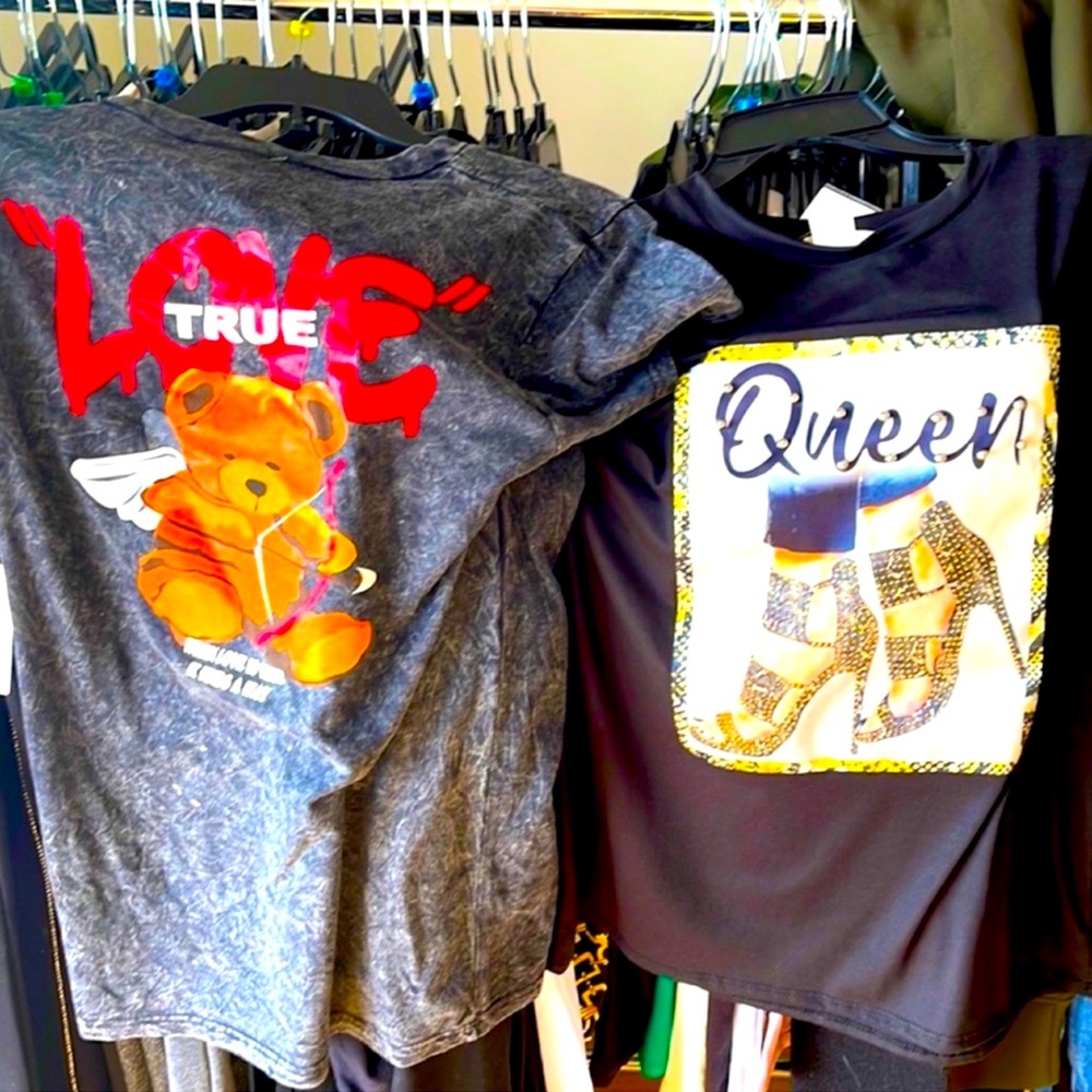 LIVE SHOW LISTING for Shirts, bags, shoes, Jewelry & Makeup
